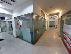 Icon@changi (D14), Shop House #584842251